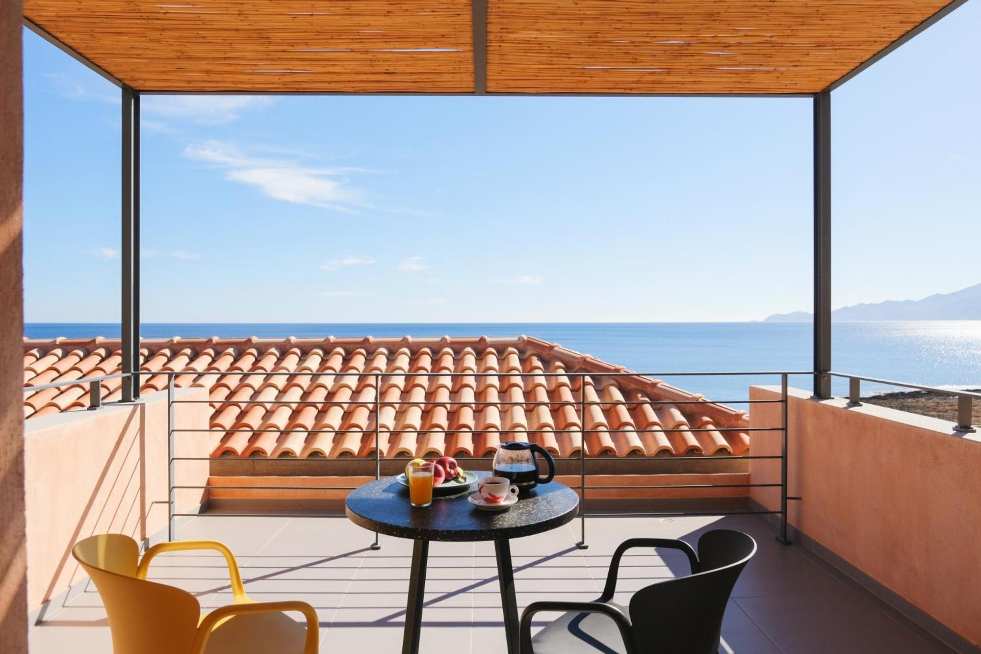 Pasithea Suites Monemvasía Екстериор снимка